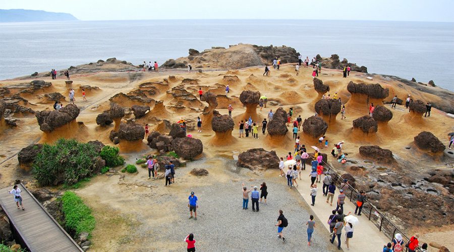 Yehliu Geopark in Taiwan_s2